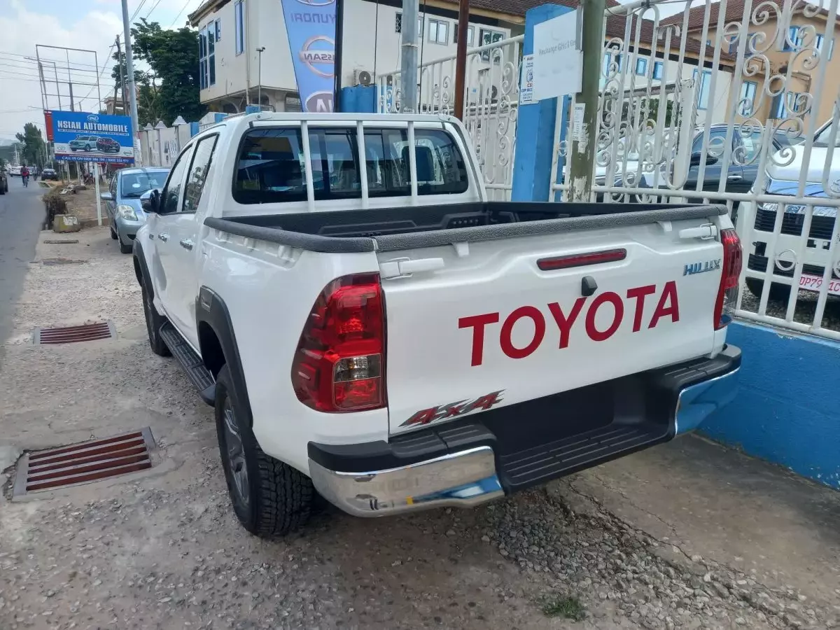 car Left Back