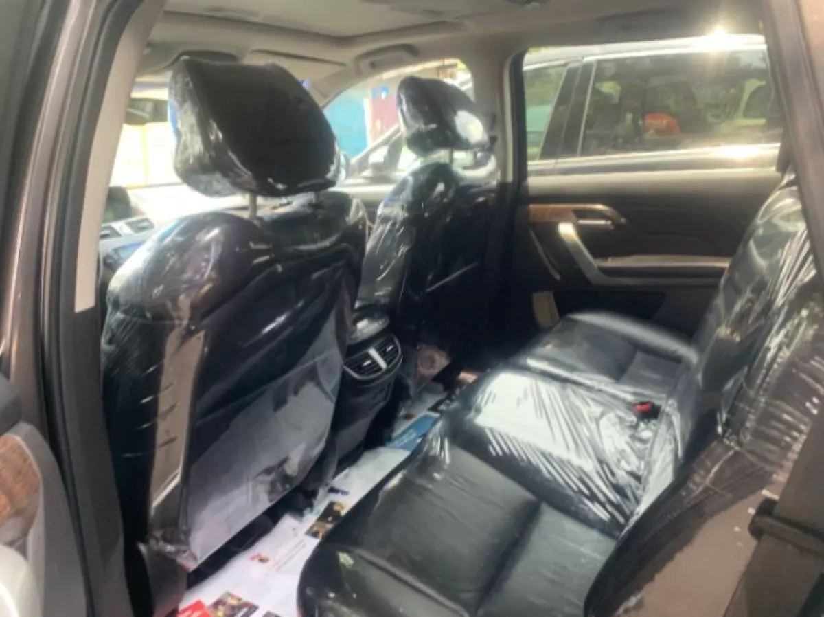interiorBack