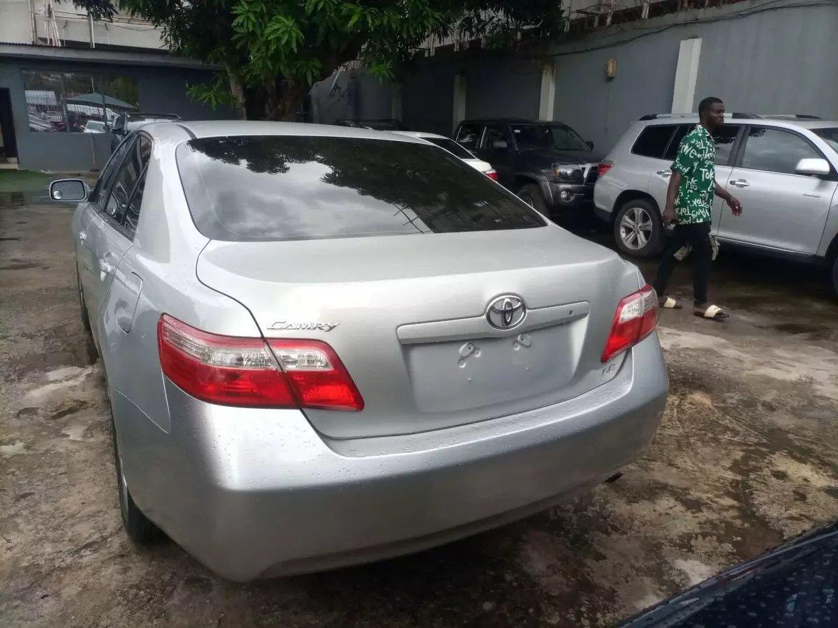 car Back