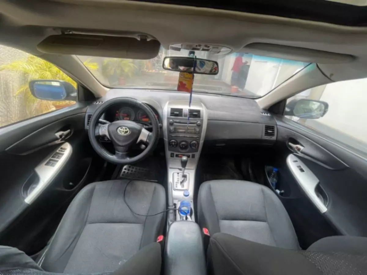 interiorFront