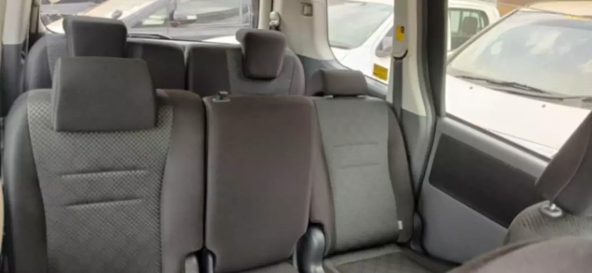 interiorBack