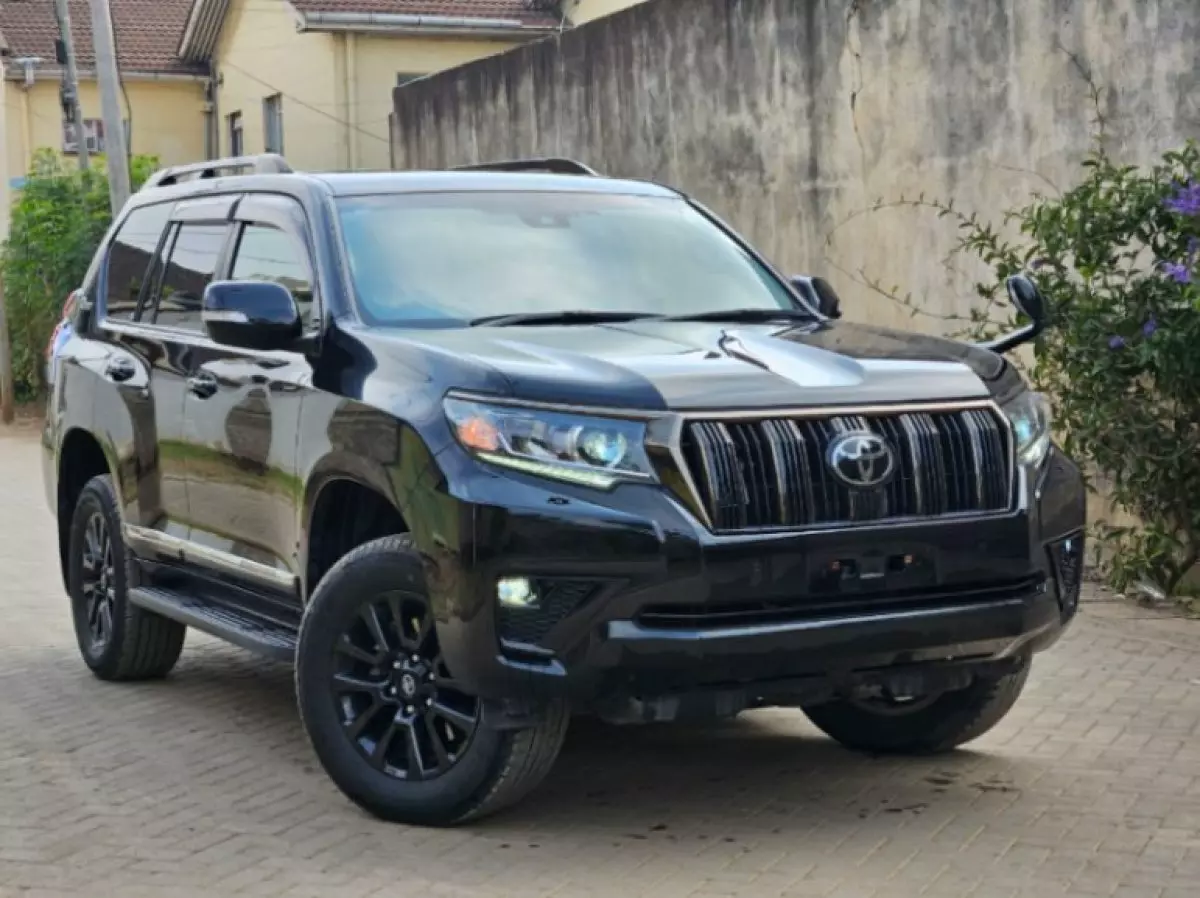 Toyota Prado - 2021