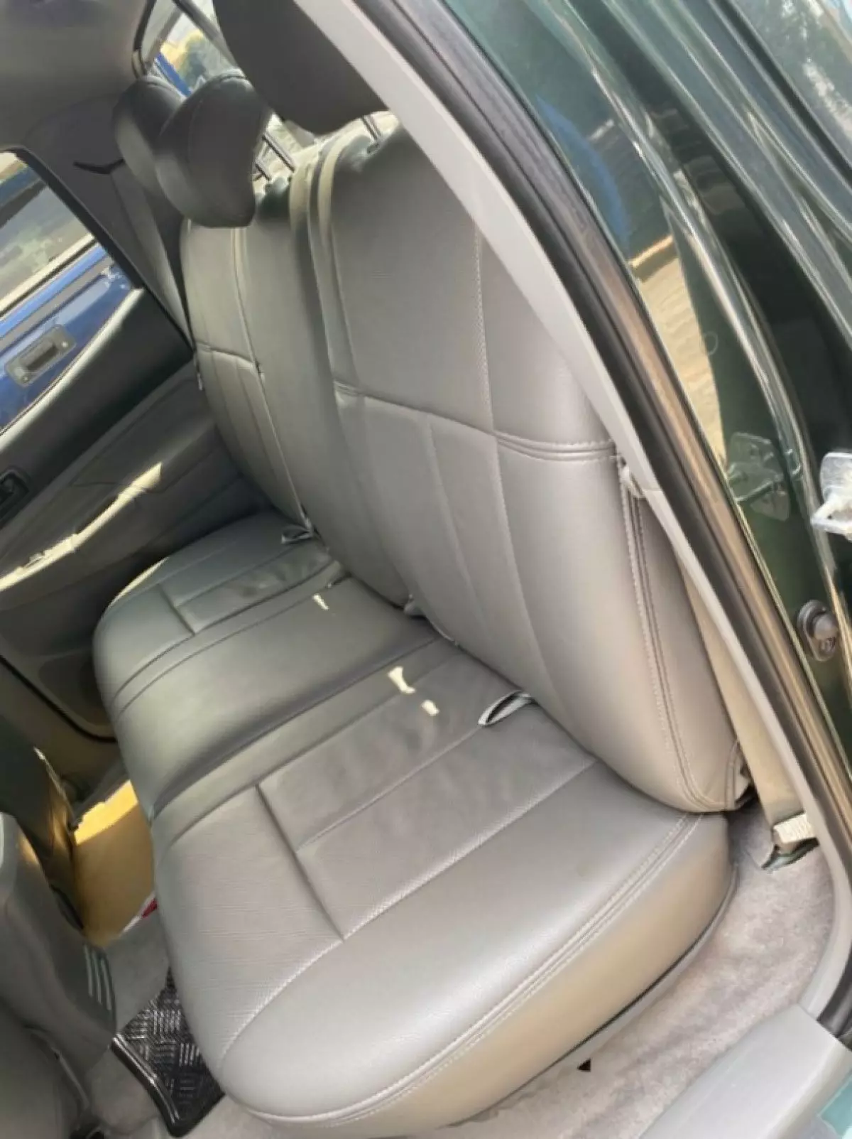 interiorBack