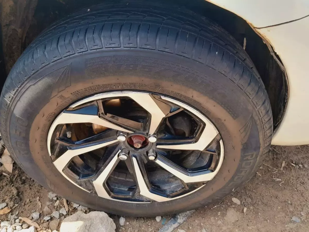 tyre0