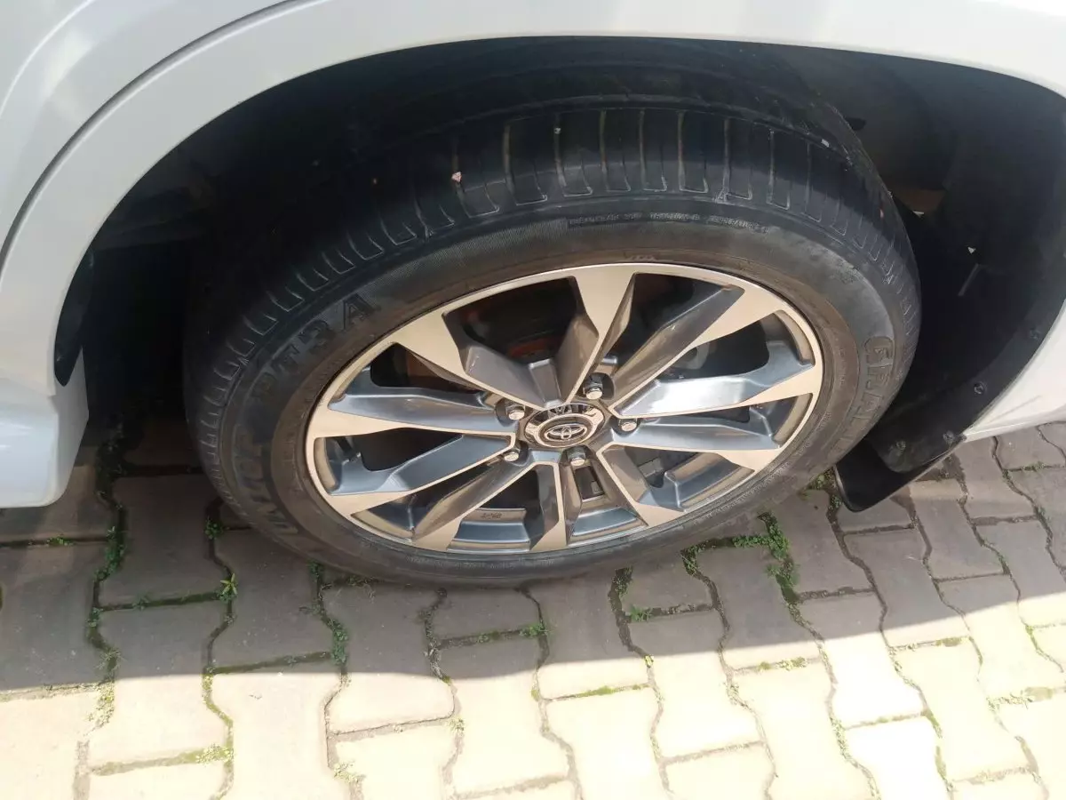 tyre0