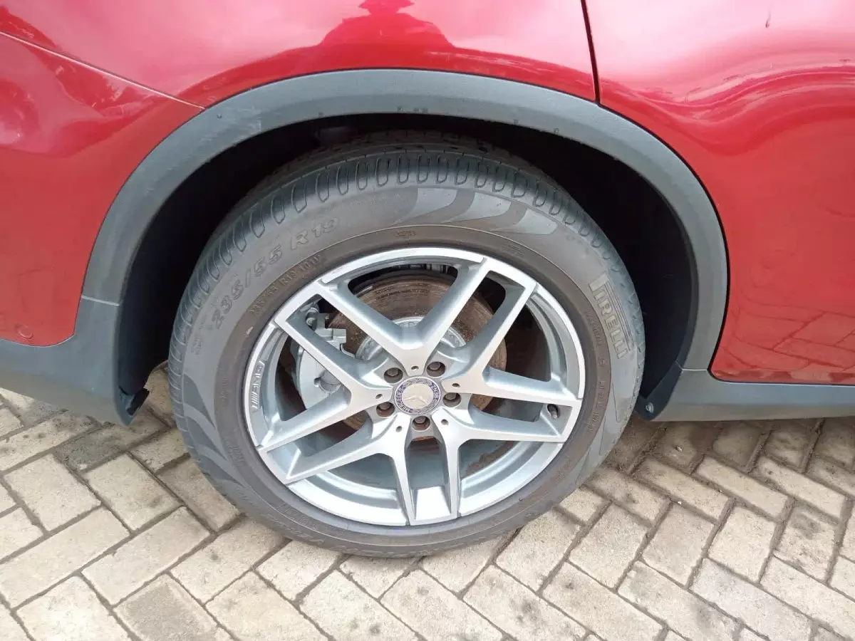 tyre0