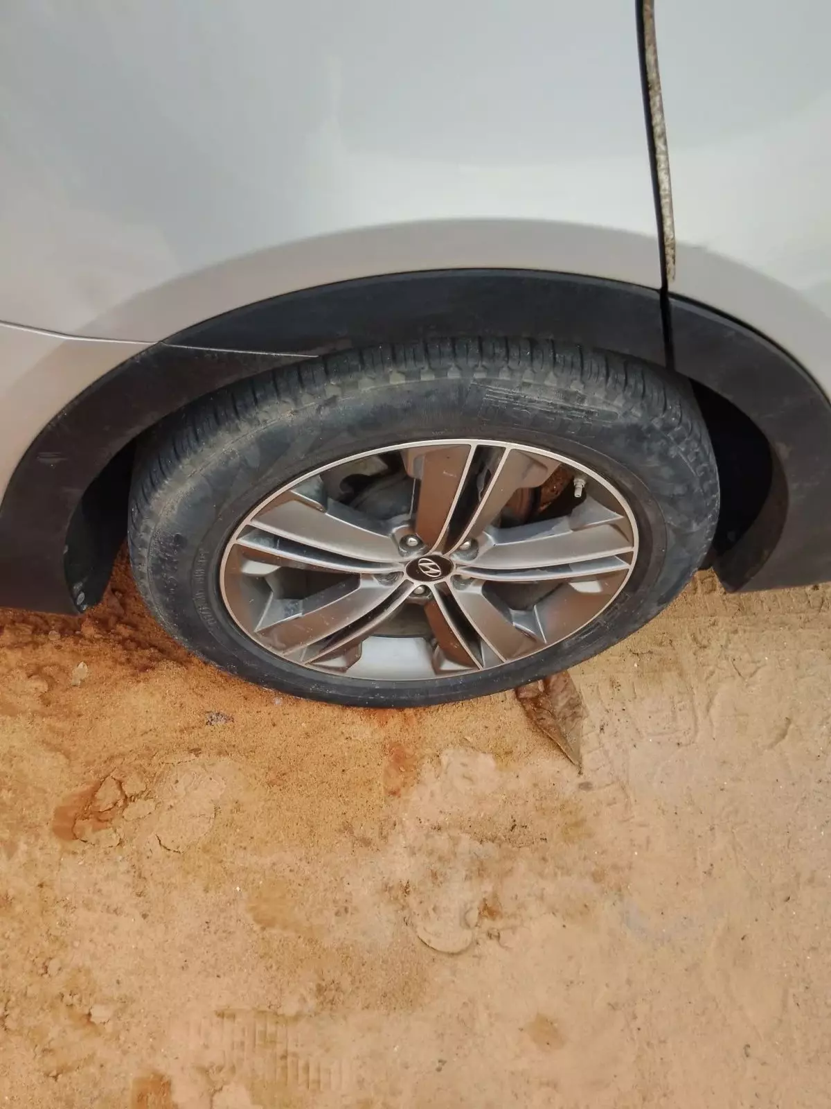 tyre0