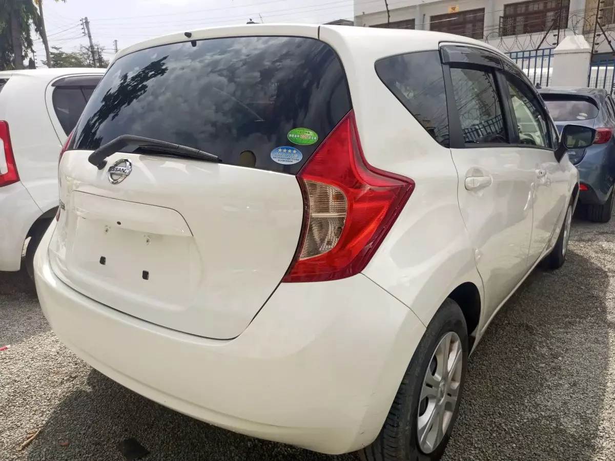car Right Back