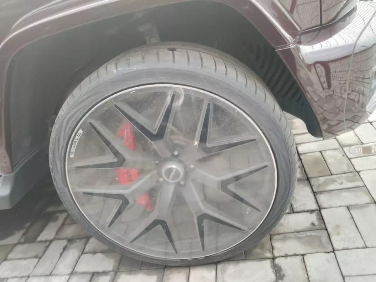 tyre2