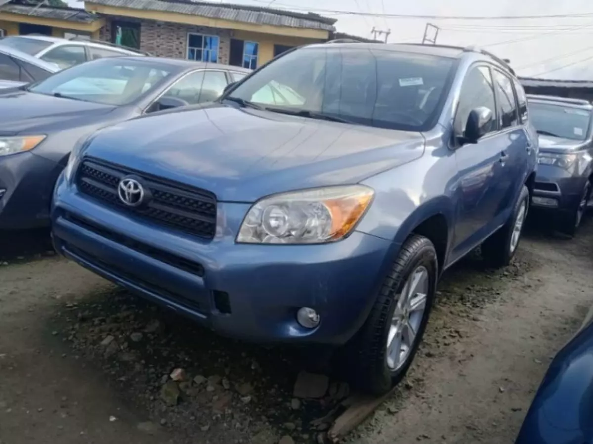 Toyota Rav4 - 2014