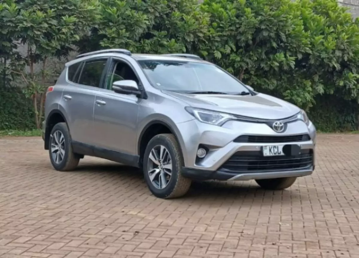 Toyota RAV 4 - 2017