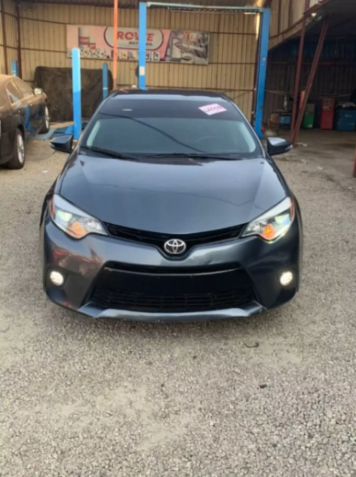 Toyota Corolla - 2015