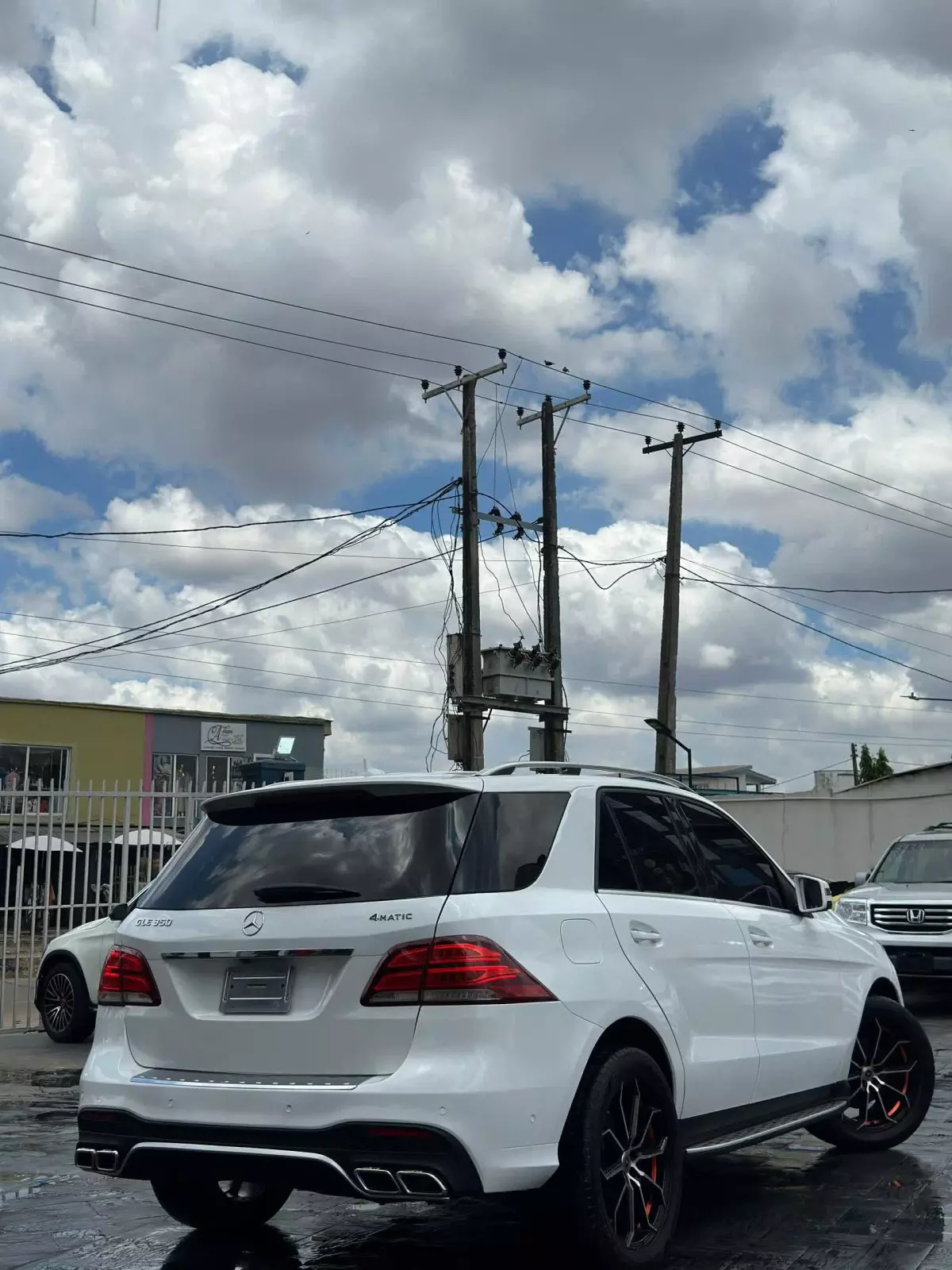 car Right Back
