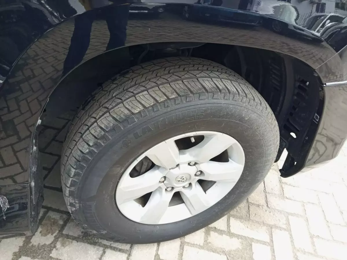 tyre2