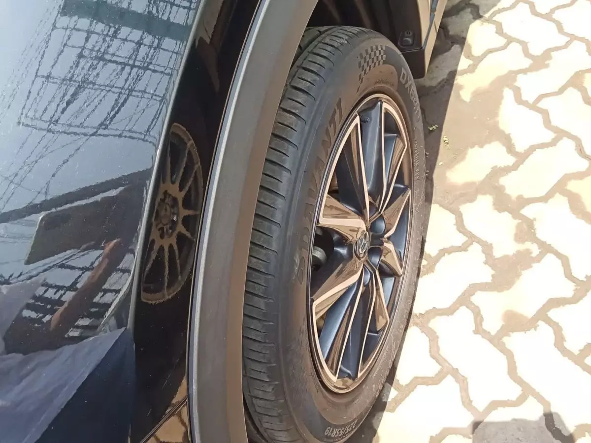 tyre2