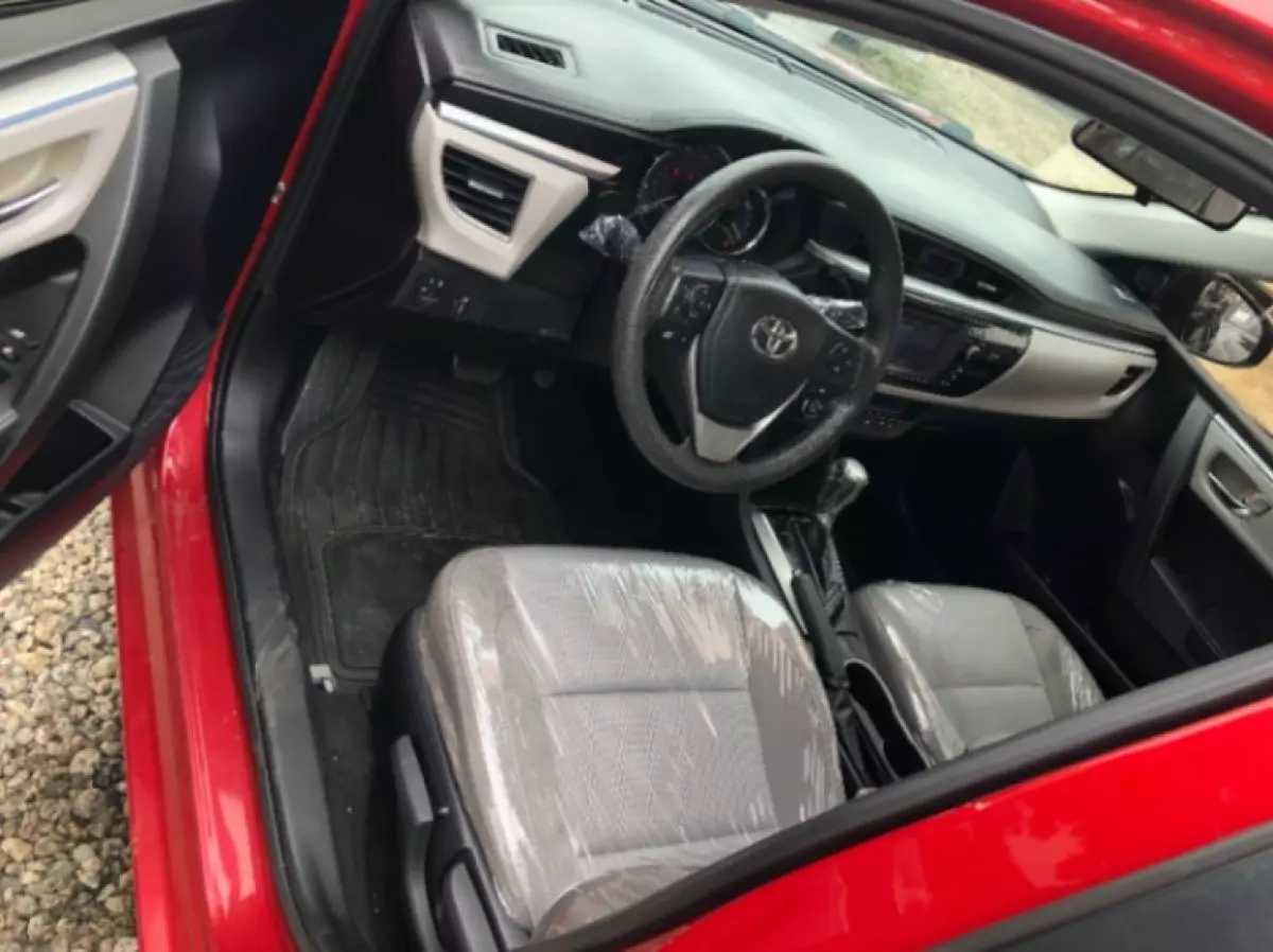 interiorFront