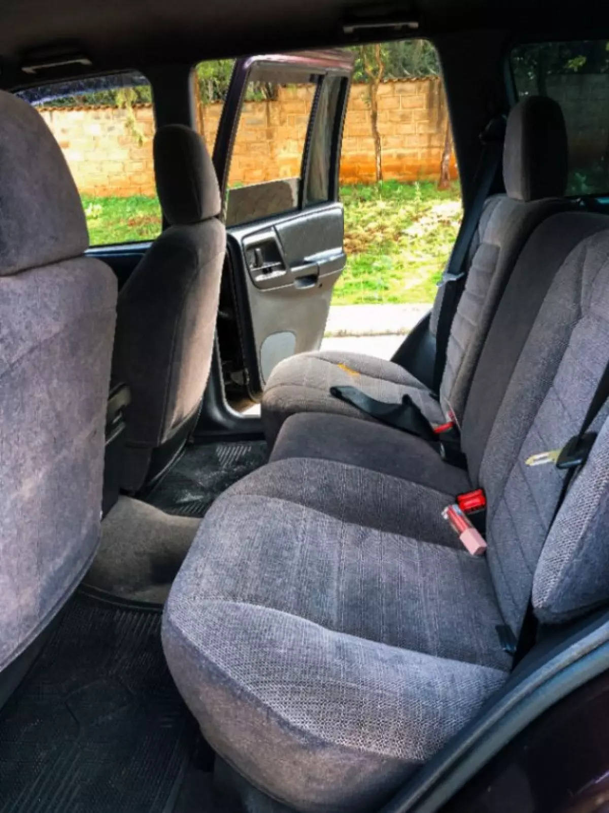 interiorBack