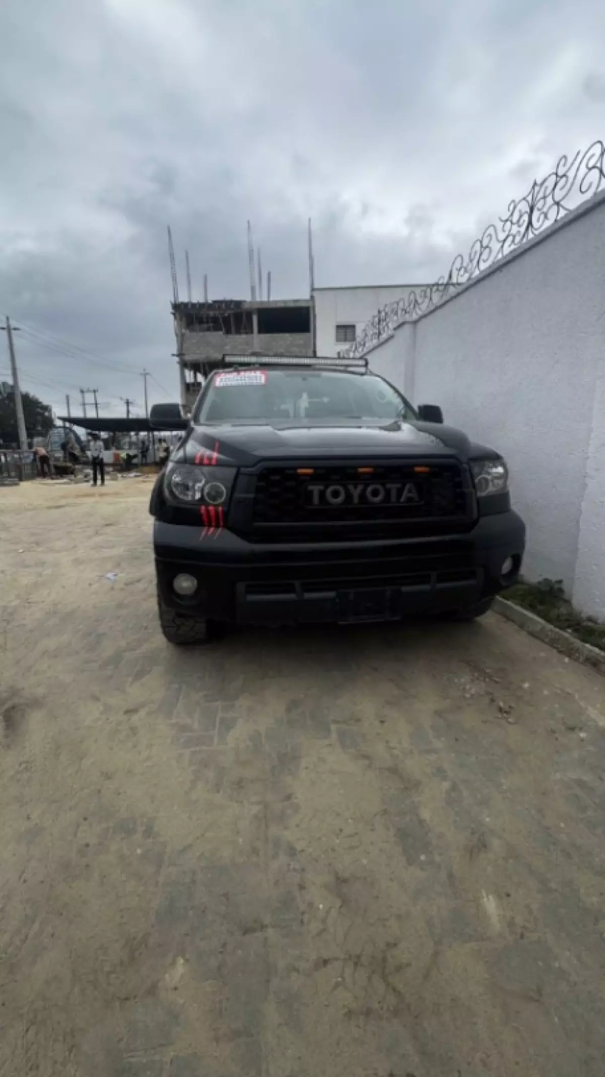 Toyota Tundra - 2012