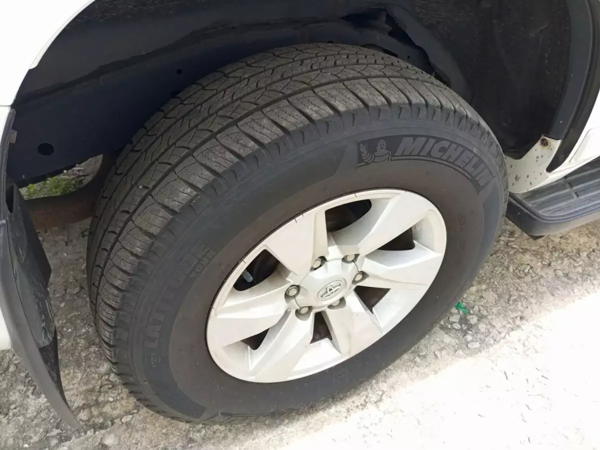 tyre2
