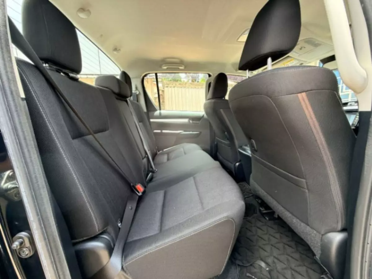 interiorBack
