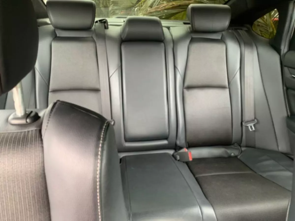 interiorBack
