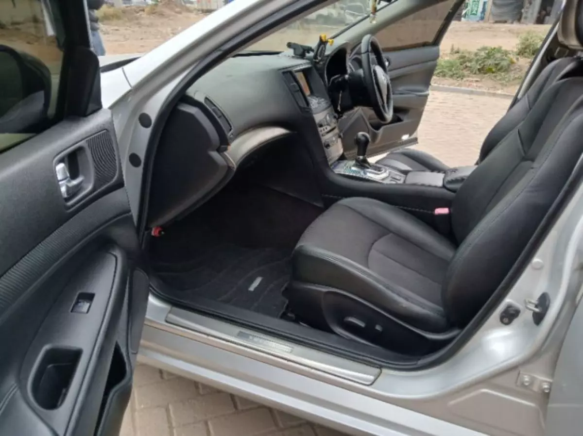 interiorBack