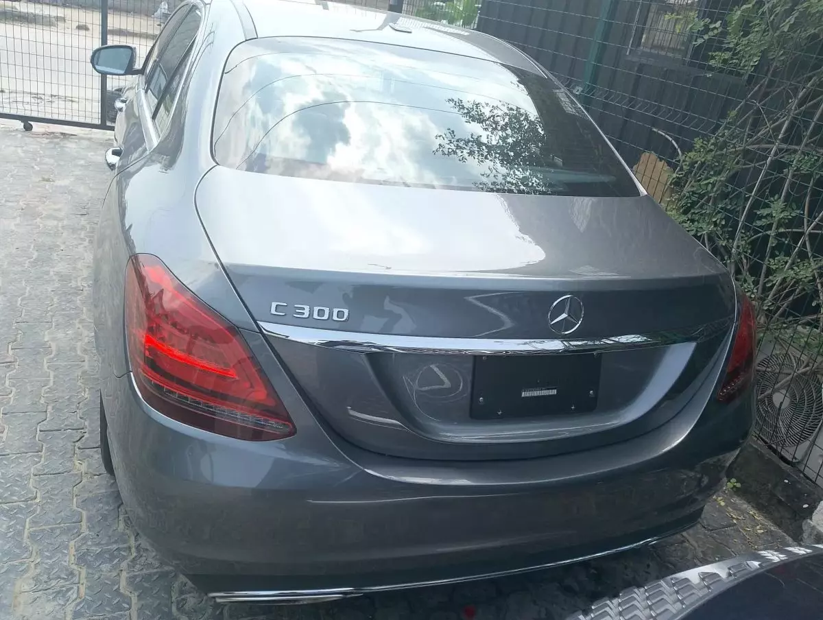 car Back