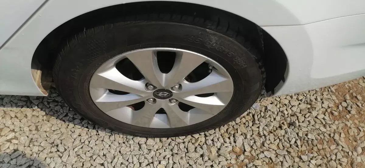 tyre2