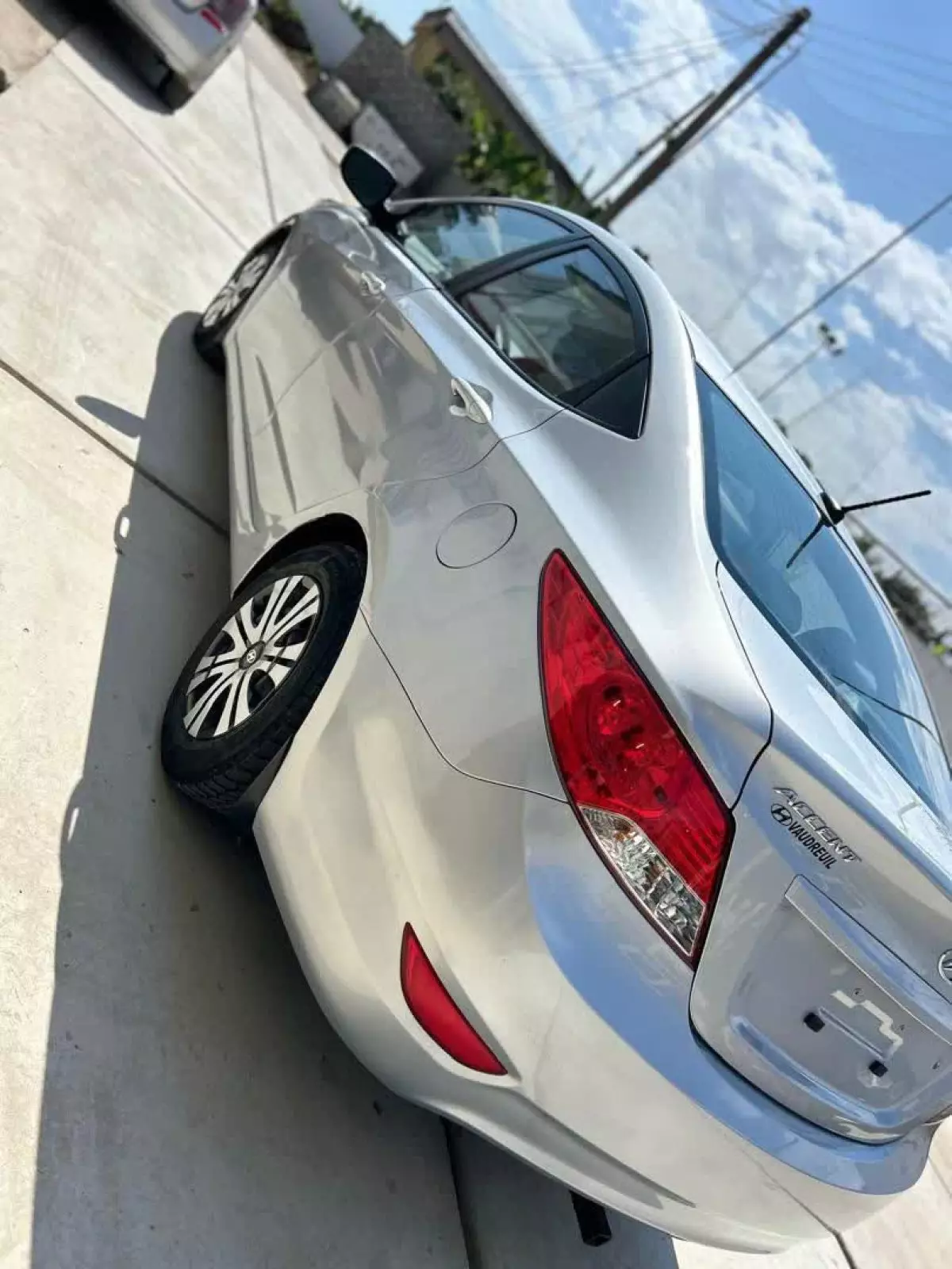 car Right Back