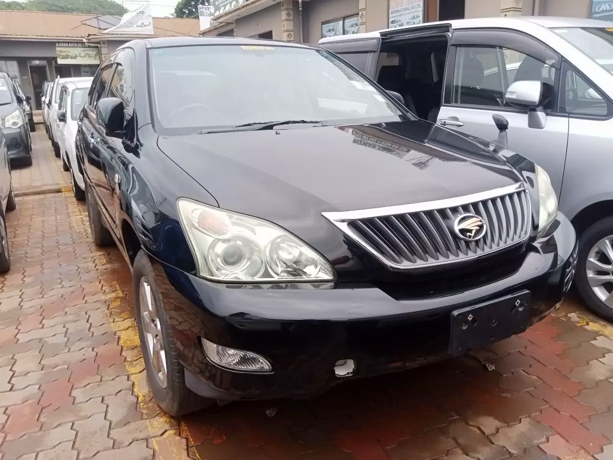 Toyota Harrier - 2010