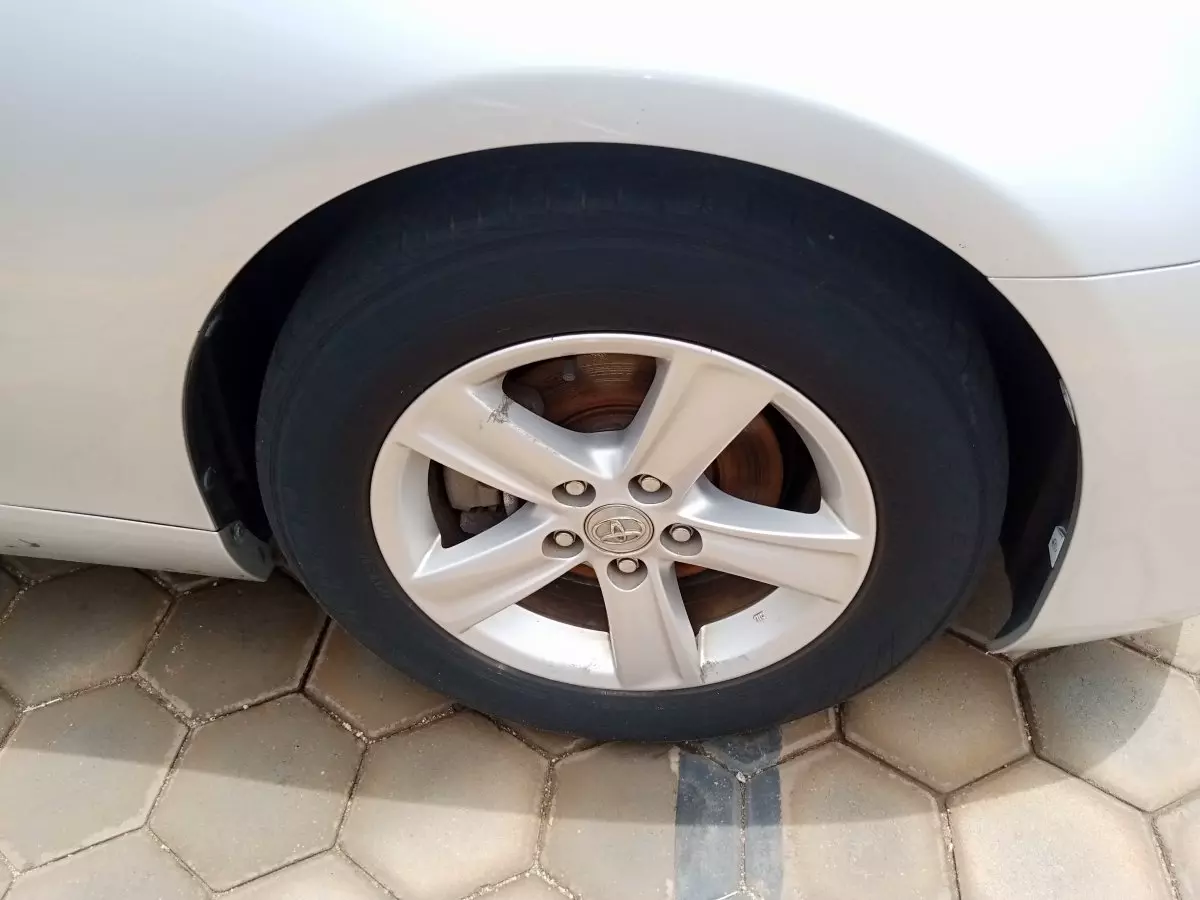 tyre2