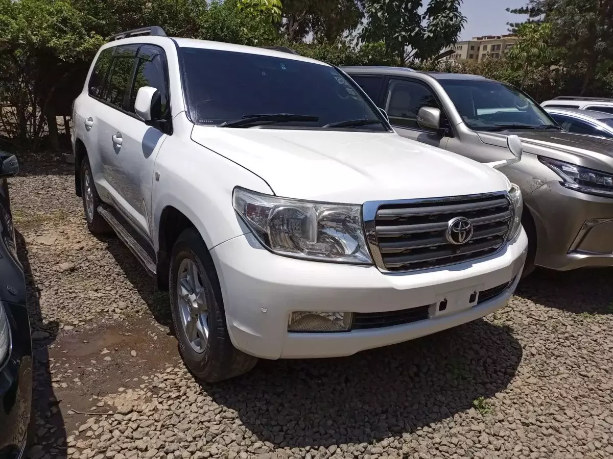 Toyota Landcruiser  V8 - 2010