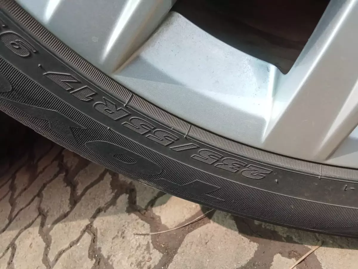 tyre1