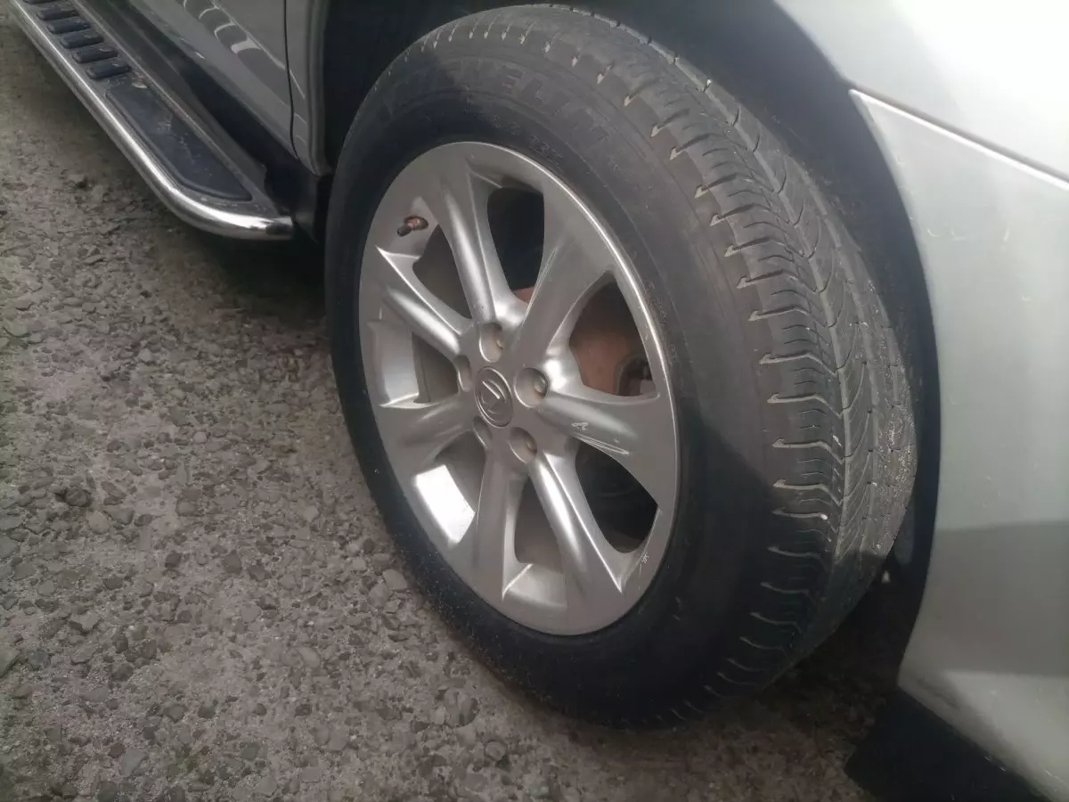 tyre2