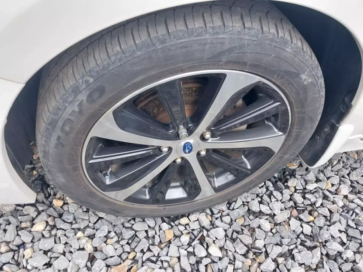 tyre3