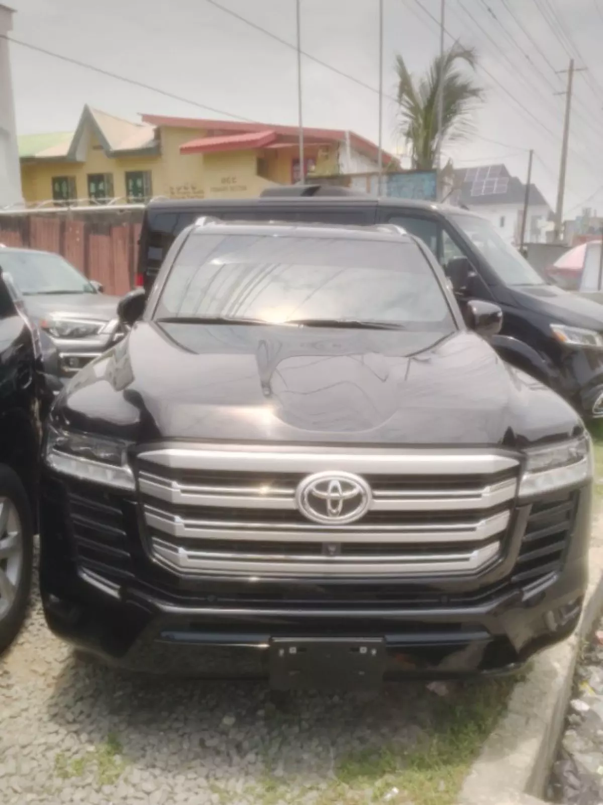 Toyota Land Cruiser - 2024