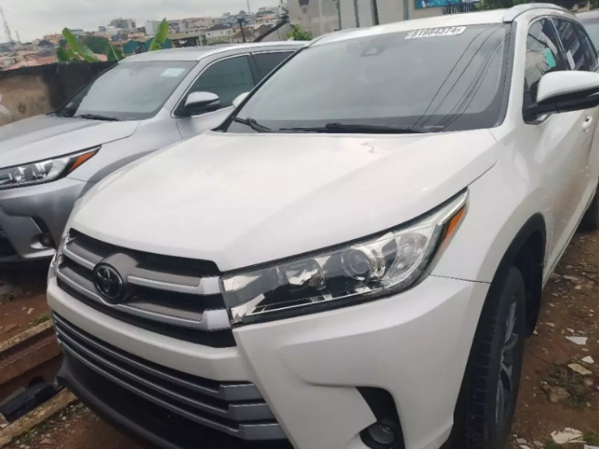 Toyota Highlander - 2017