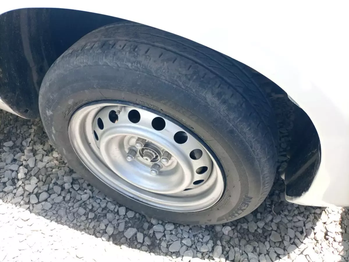 tyre3
