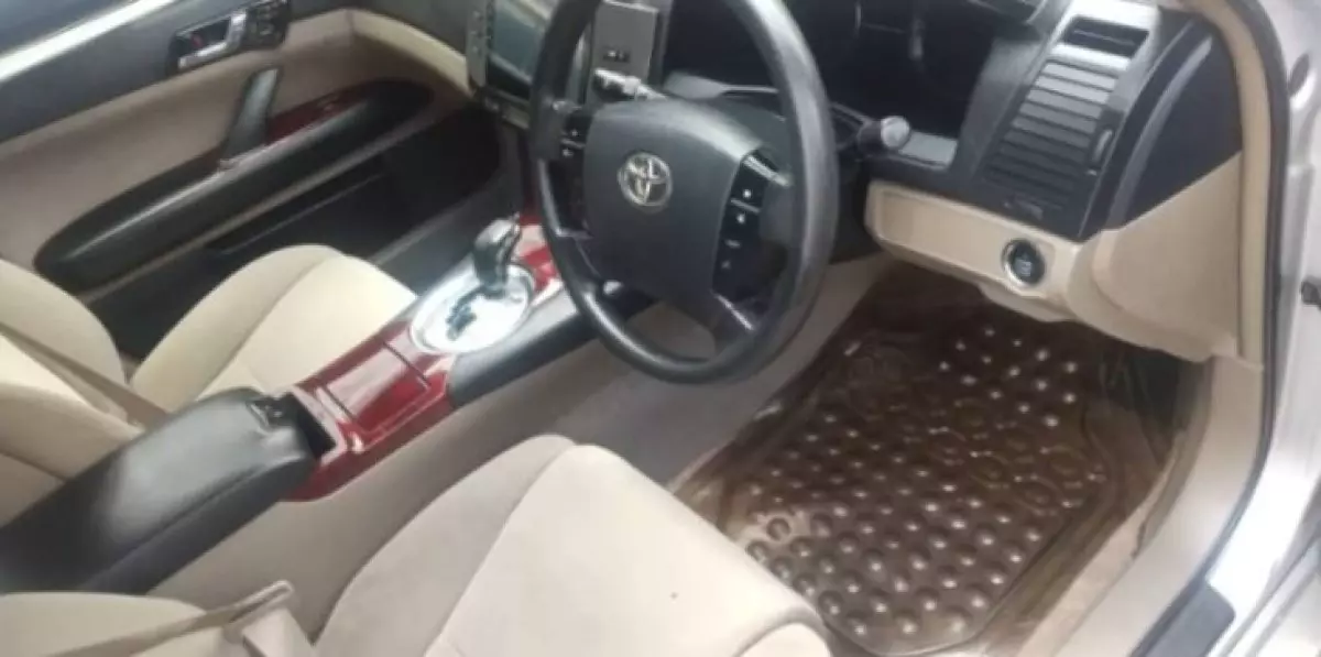 interiorBack