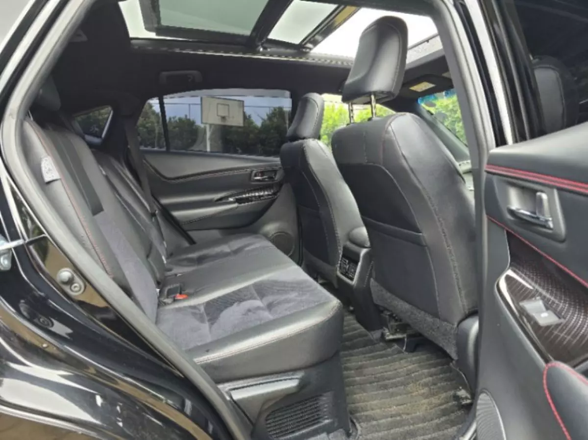 interiorBack