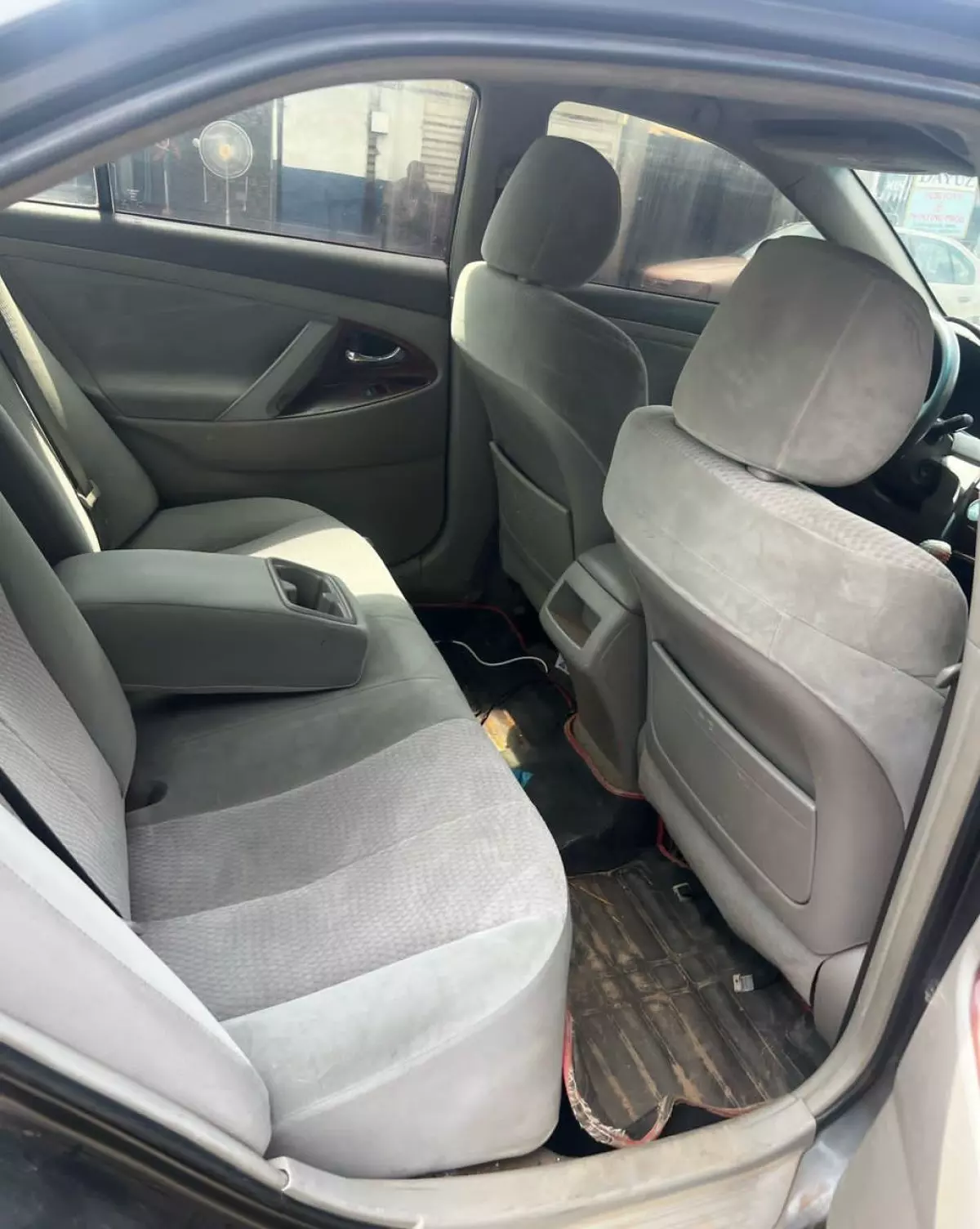 interiorBack