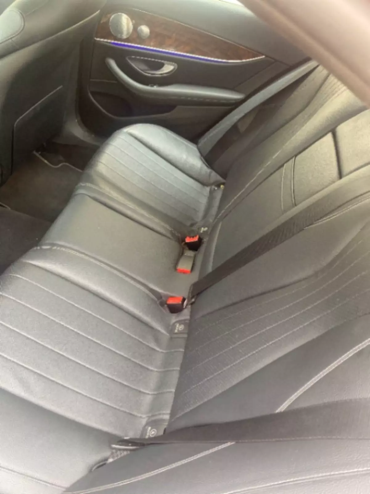 interiorBack