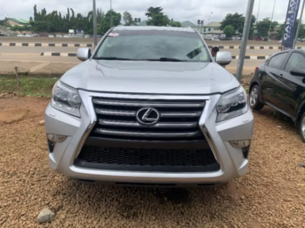 Lexus GS 460 - 2018
