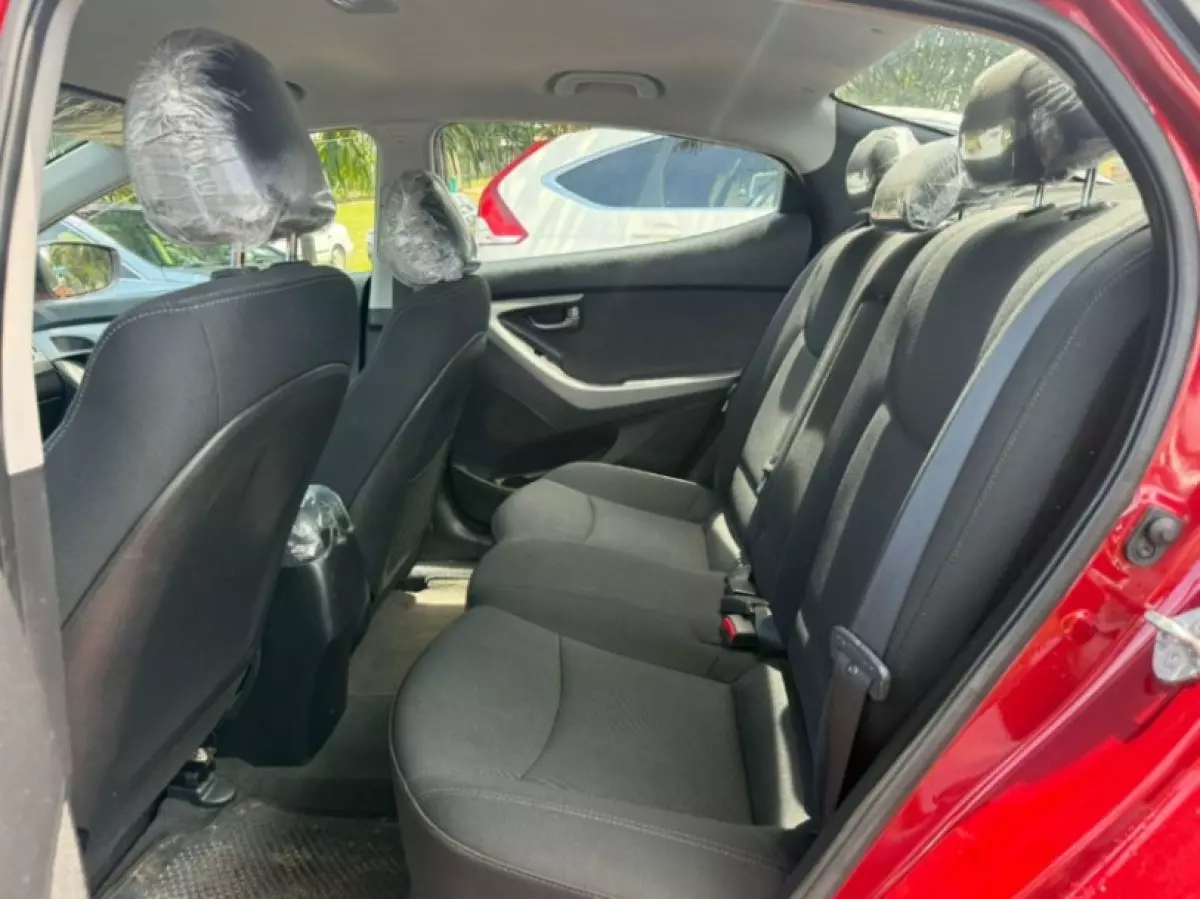 interiorBack