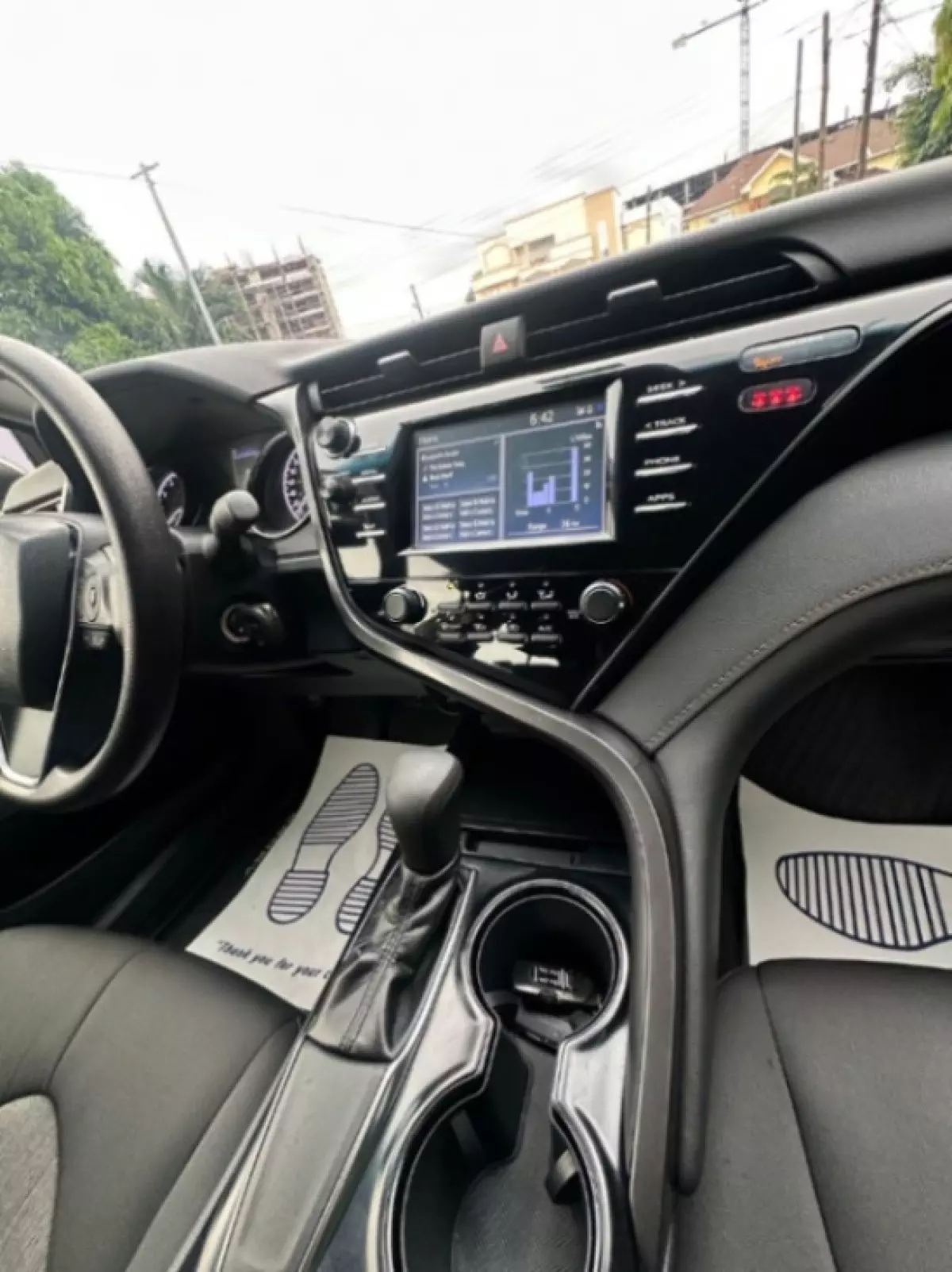 interiorBack
