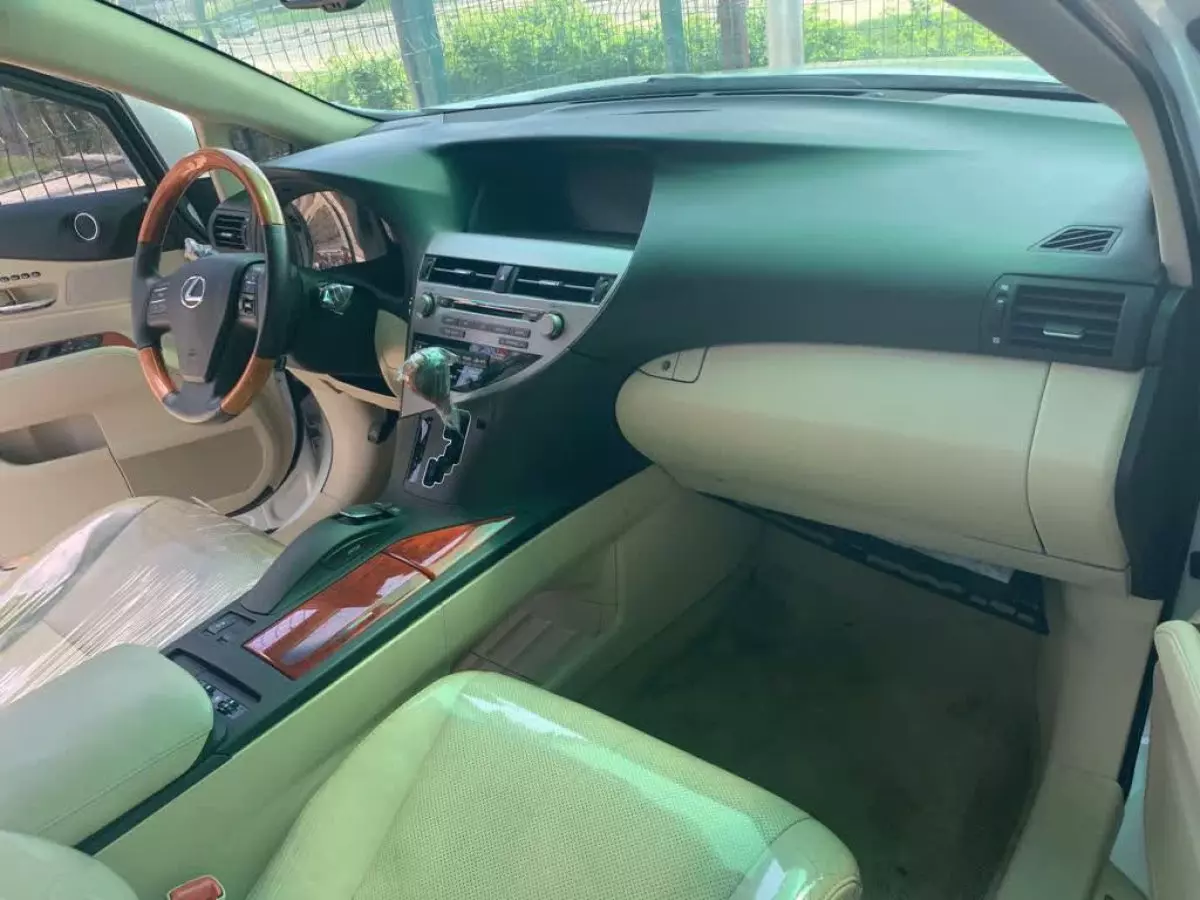 car Left