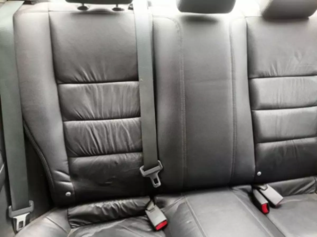 interiorBack