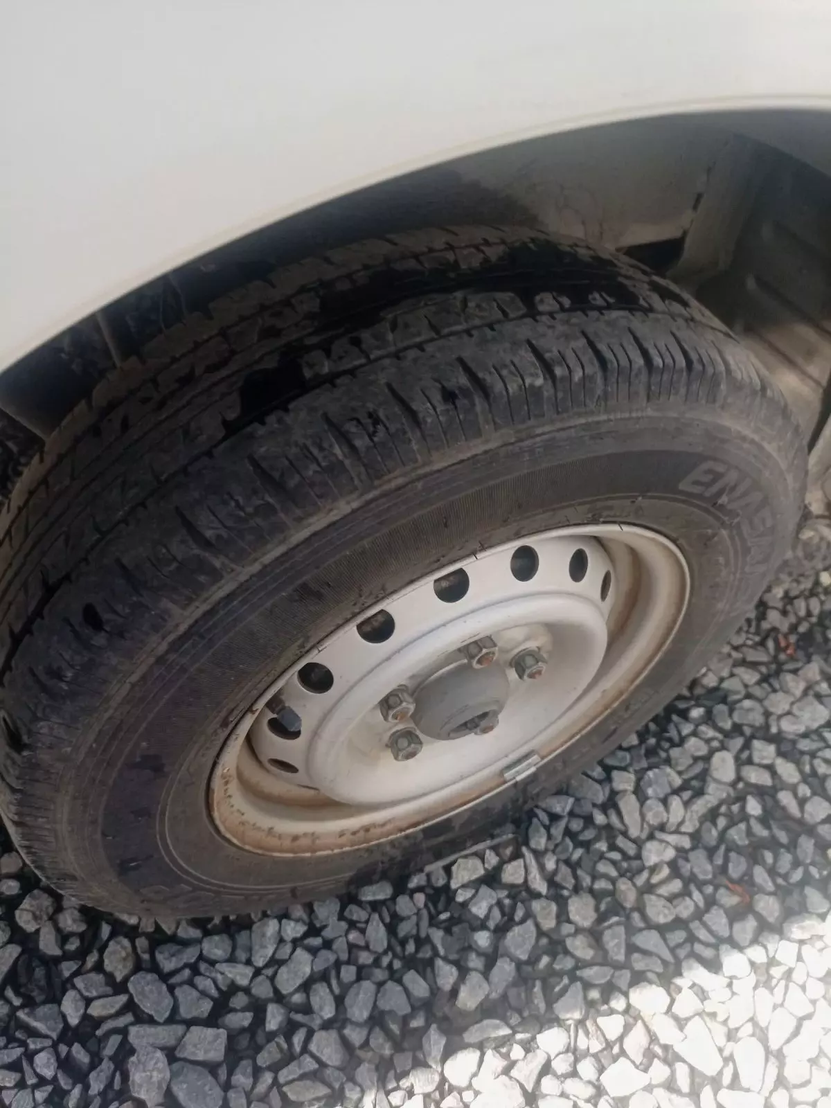 tyre1