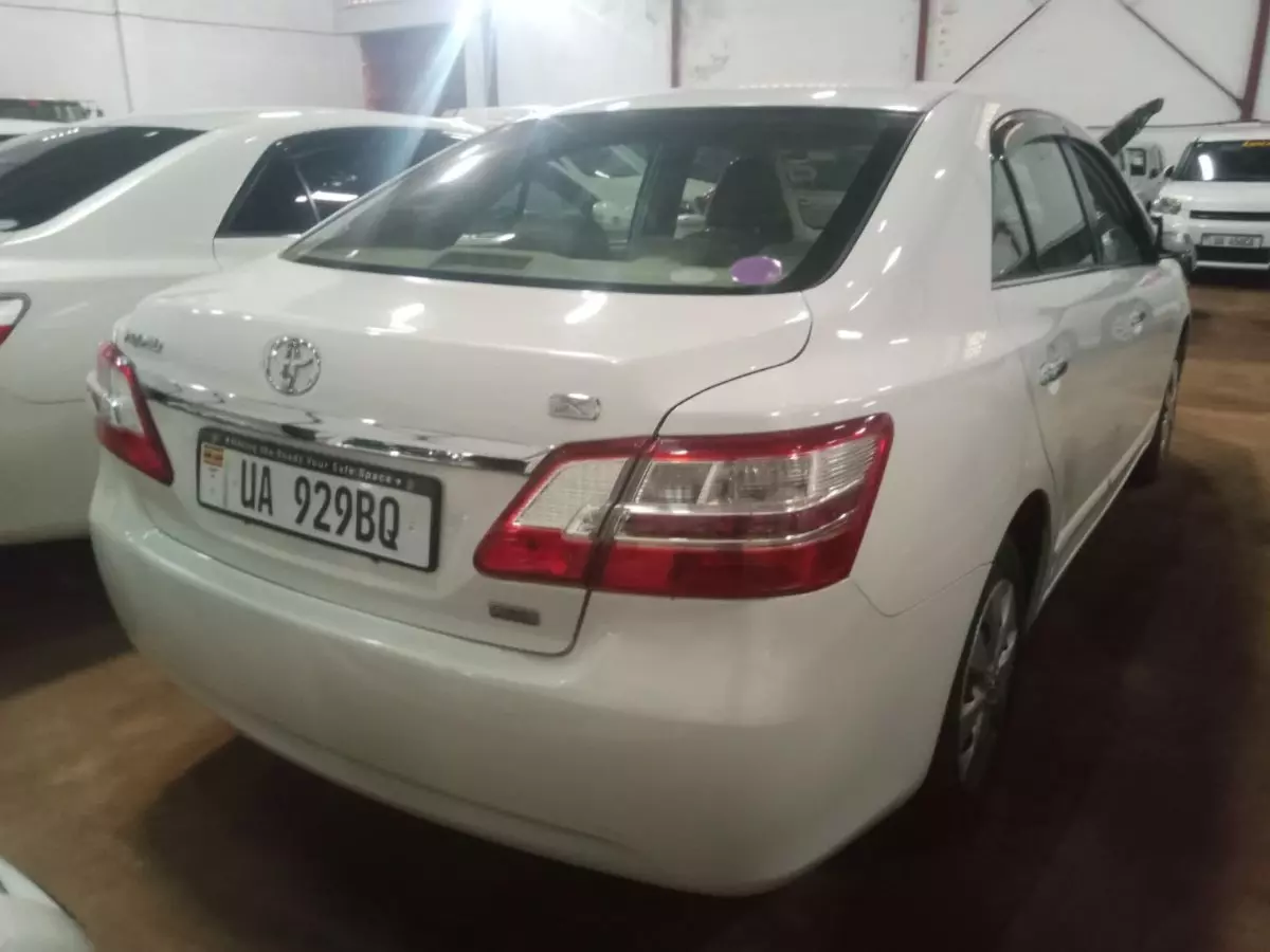 car Right Back