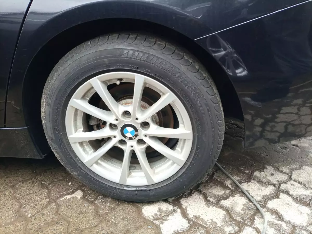 tyre1